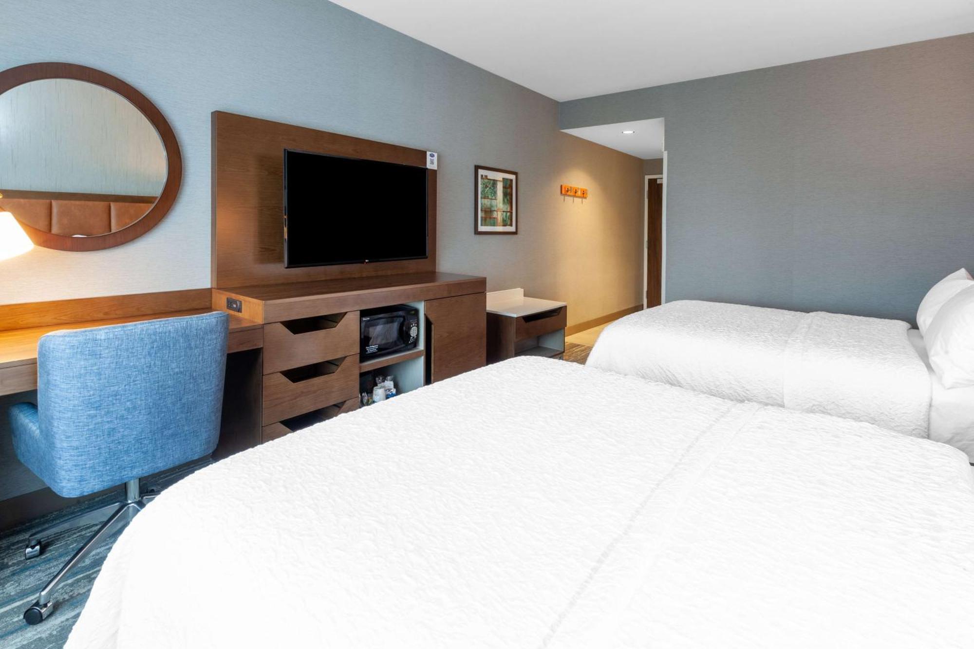 Hampton Inn & Suites Bloomfield Hills Detroit Exterior photo