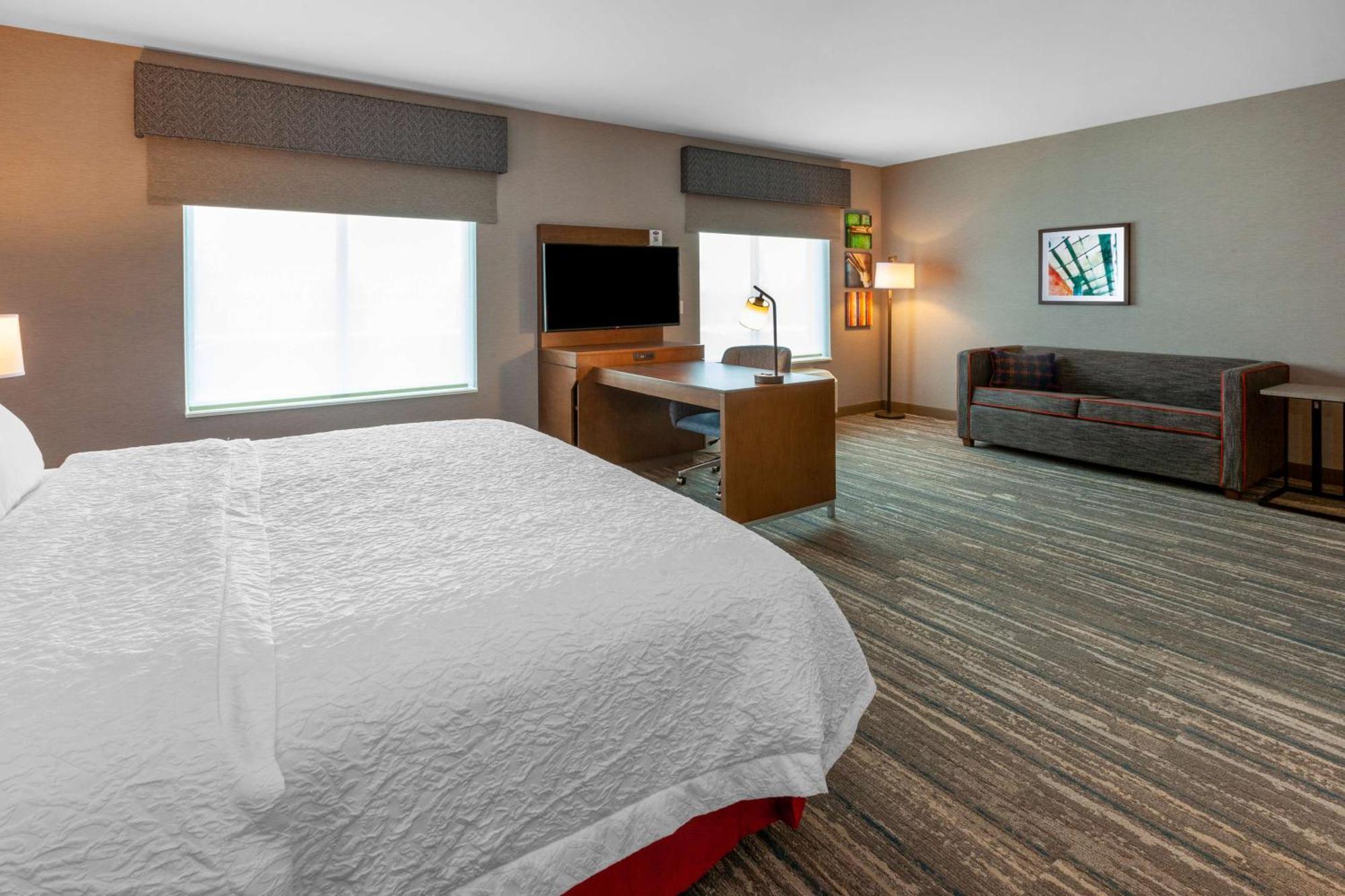 Hampton Inn & Suites Bloomfield Hills Detroit Exterior photo
